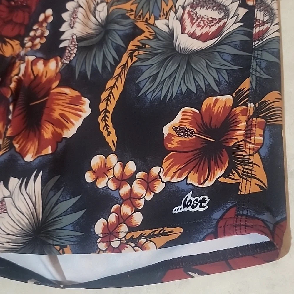 LOST Swim Trunks Boardshorts size36  NEW